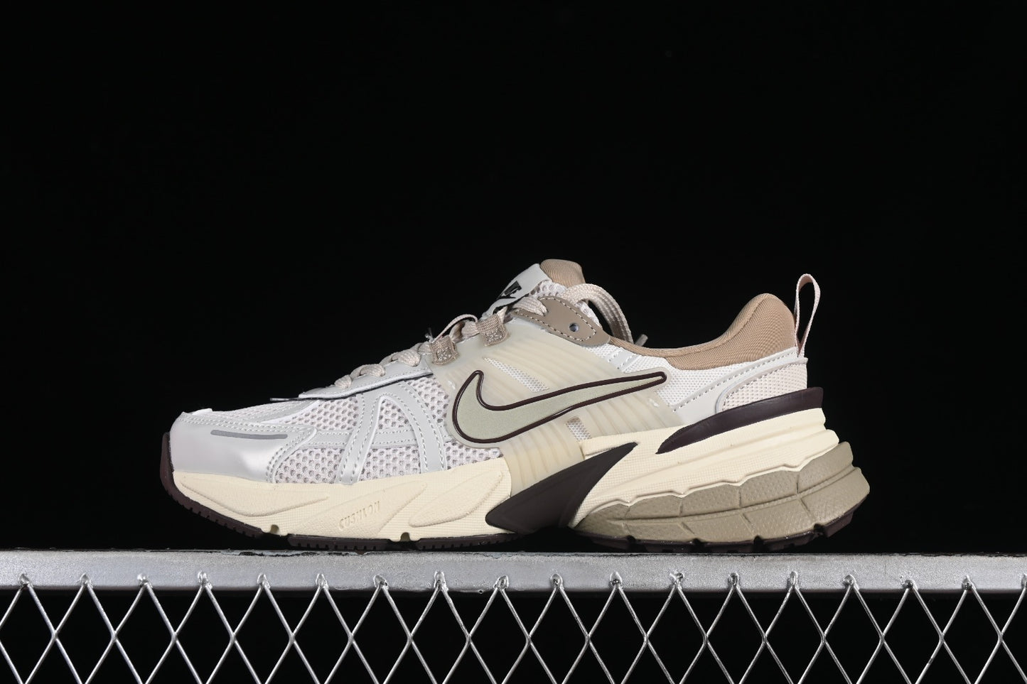 Nike V2K run unisex shoe Lite Big & Brown