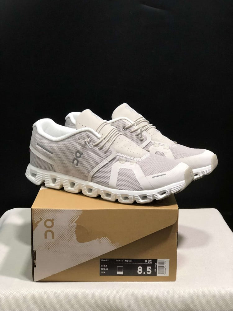 On Running Cloud 5 beige