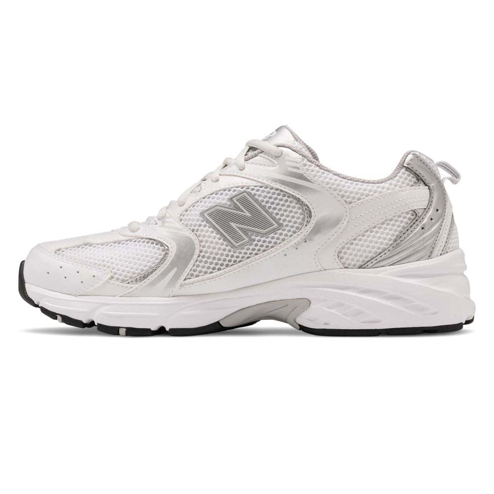 New Balance 530 trainers