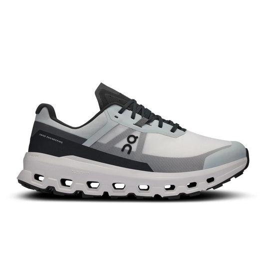 On running Cloudmonster Frost/Black