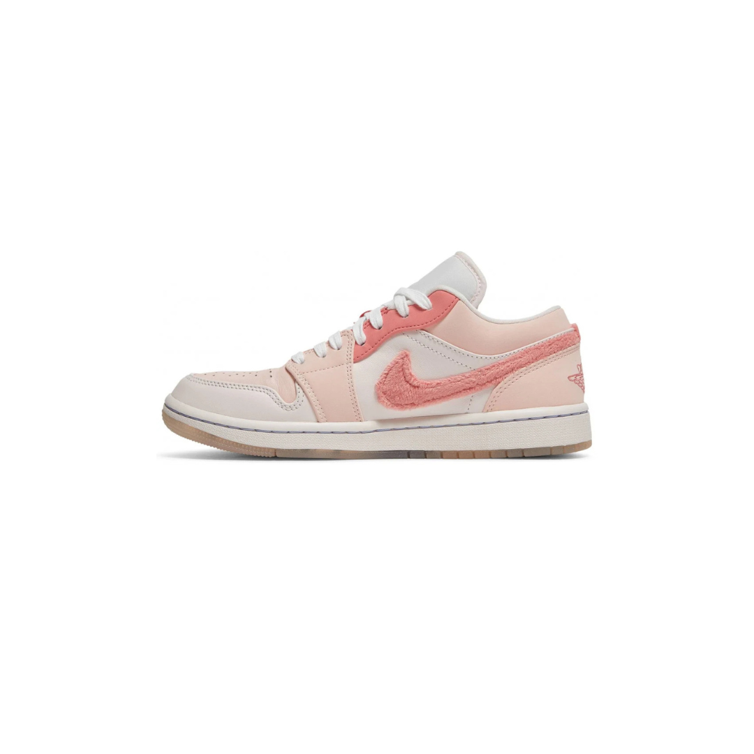 Air Jordan 1 Low SE 'Mighty Swooshers'