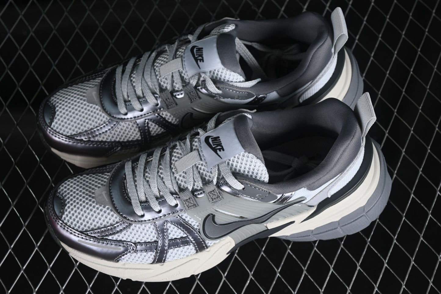 Nike V2K Run "Pure Platinum/Wolf Grey" sneakers