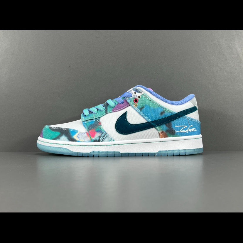 Nike SB Dunk Low Futura Laboratories Bleached Aqua