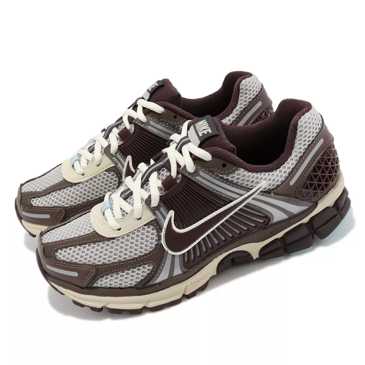 Nike Wmns Zoom Vomero 5 Light Iron Orewood Earth Fossil