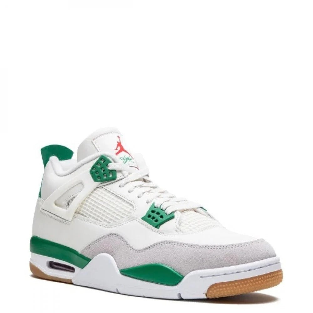 Jordan x Nike SB Air Jordan 4