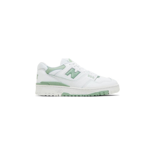 550 'White Mint Green'
